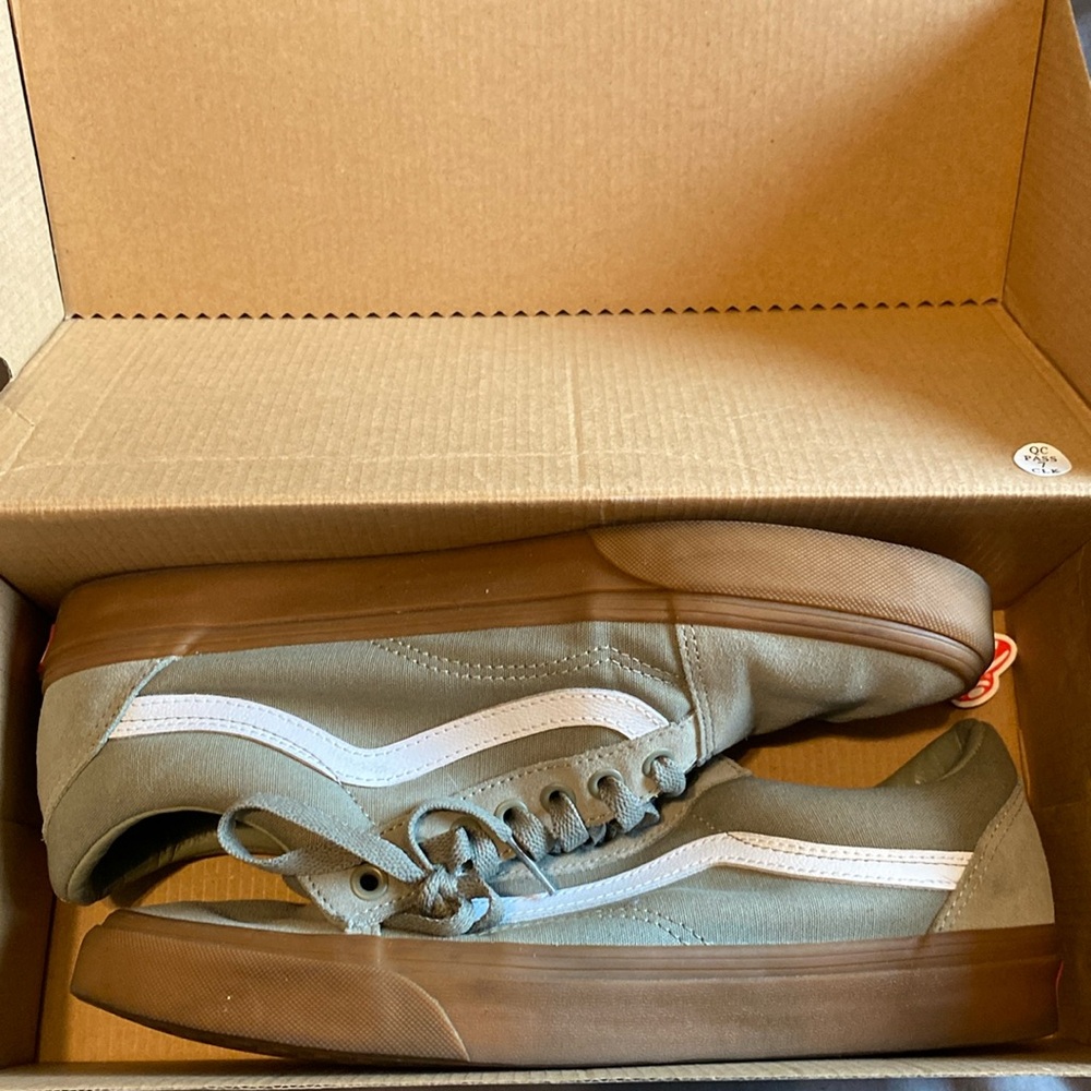 MEN VAN SHOES